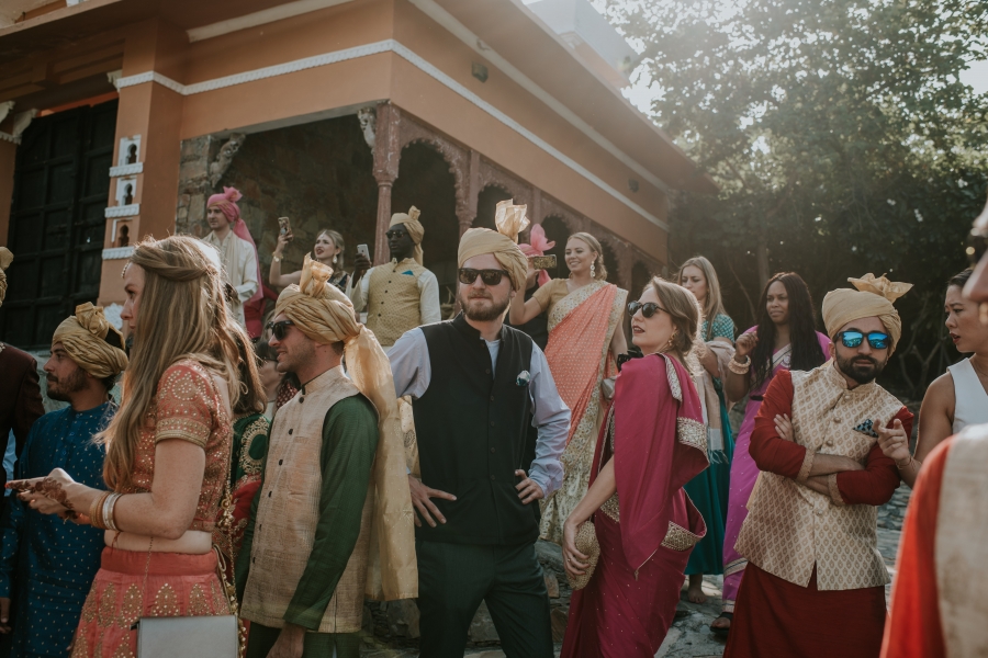 FIH Fotografie » Sehera Bandhi in and Baraat procession