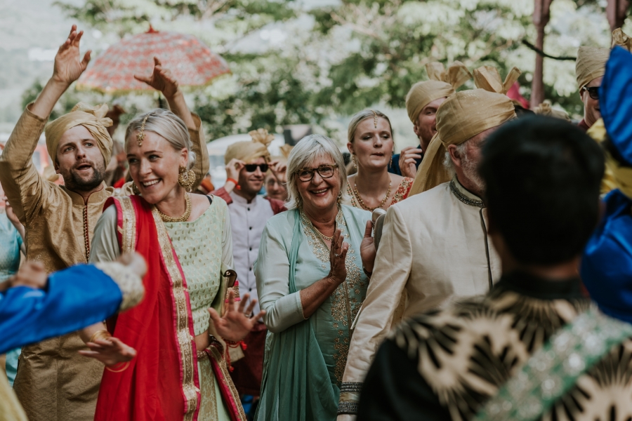 FIH Fotografie » Sehera Bandhi in and Baraat procession
